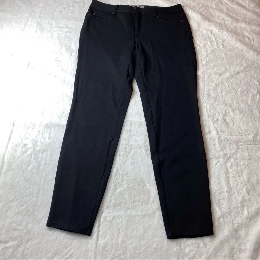 People Like Frank Black Pants Size 4